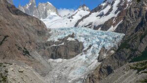 Leia mais sobre o artigo Trilha Glaciar Piedra Blanca – El Chaltén