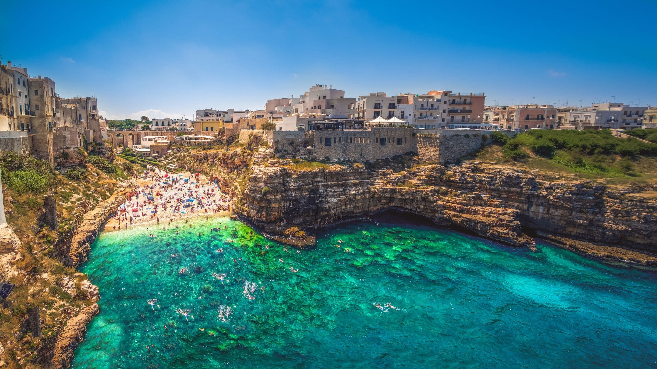 Leia mais sobre o artigo Roteiro de 7 Dias na Puglia: O Melhor do Sul da Itália de Carro